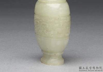 图片[3]-Jade vase with tubular handles, Qing dynasty (1644-1911)-China Archive